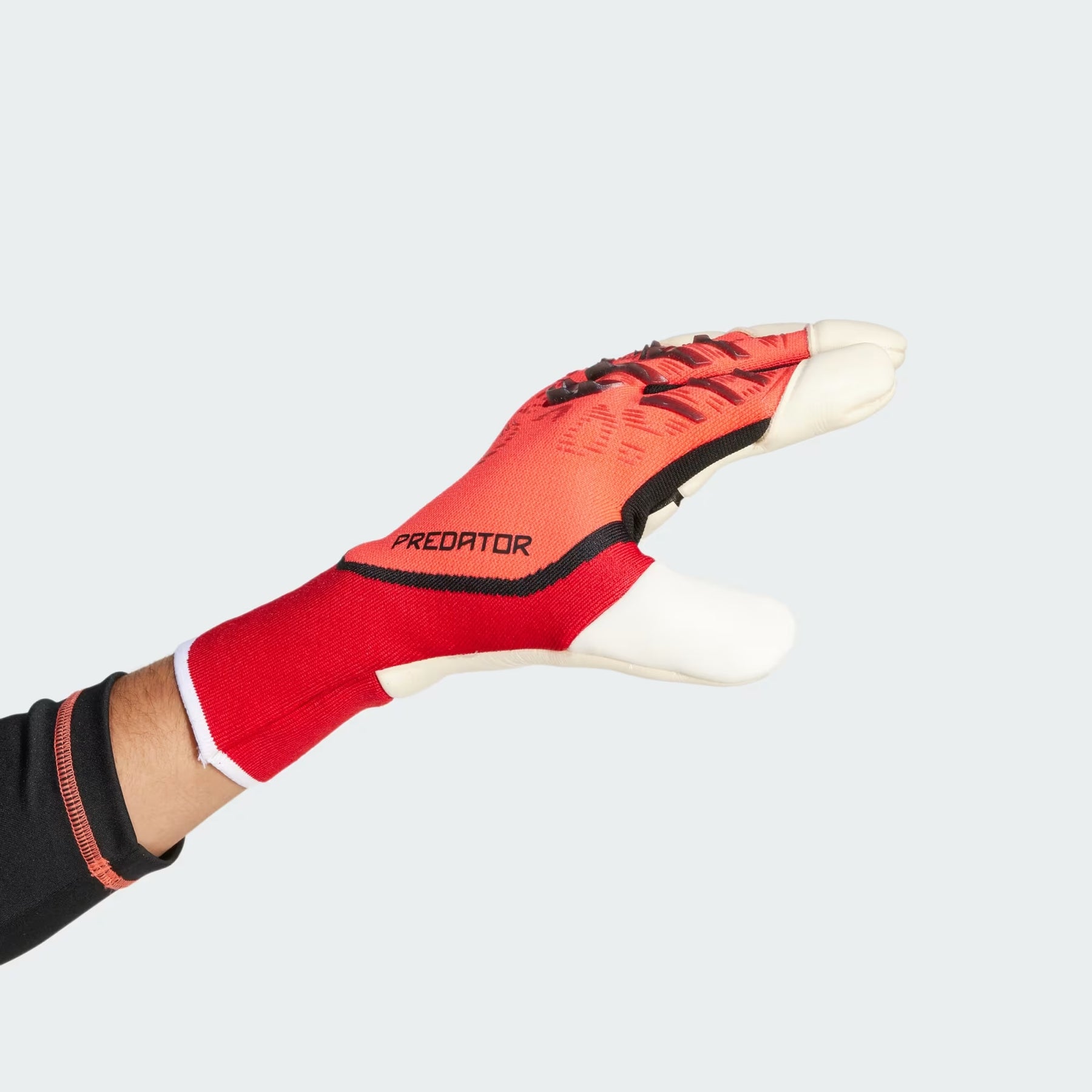 Luva de Goleiro Adidas Predator Hybrid