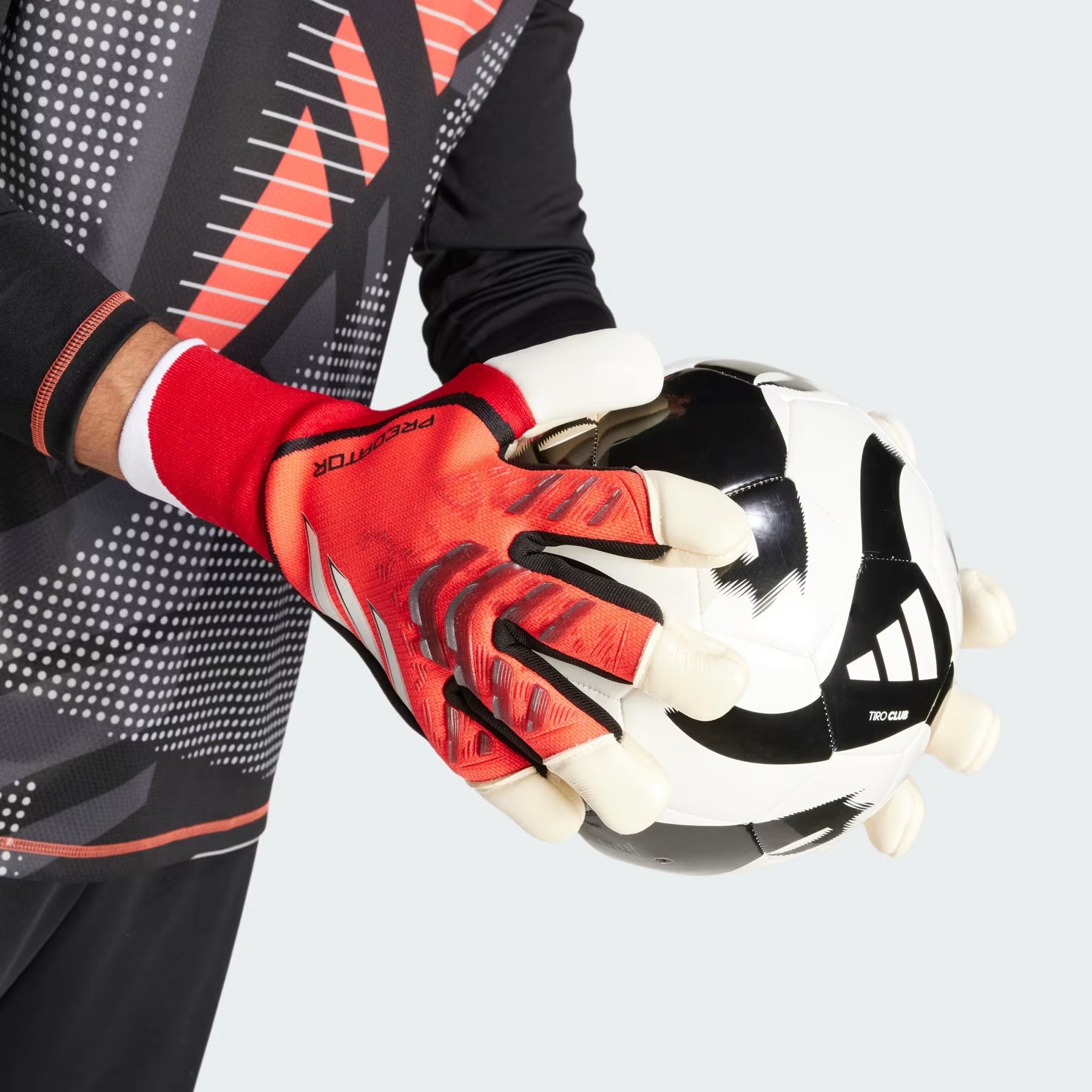Luva de Goleiro Adidas Predator Hybrid