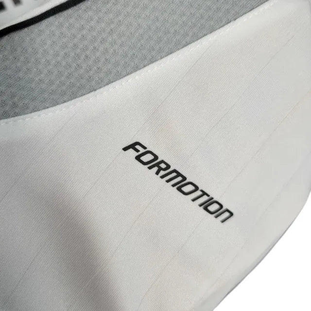 Camisa Real Madrid Home Retrô 06/07