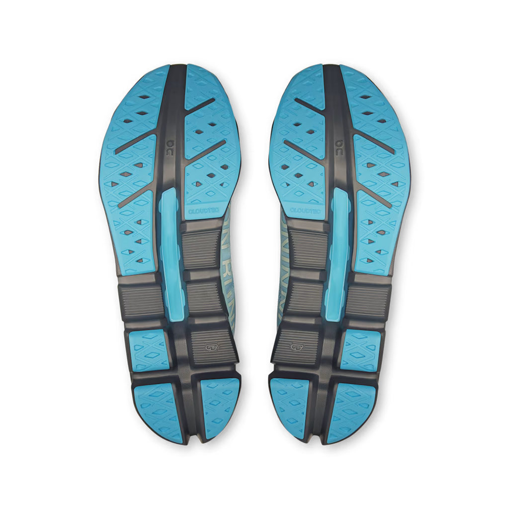 On Running Cloudflow 5 Arctic | Stone