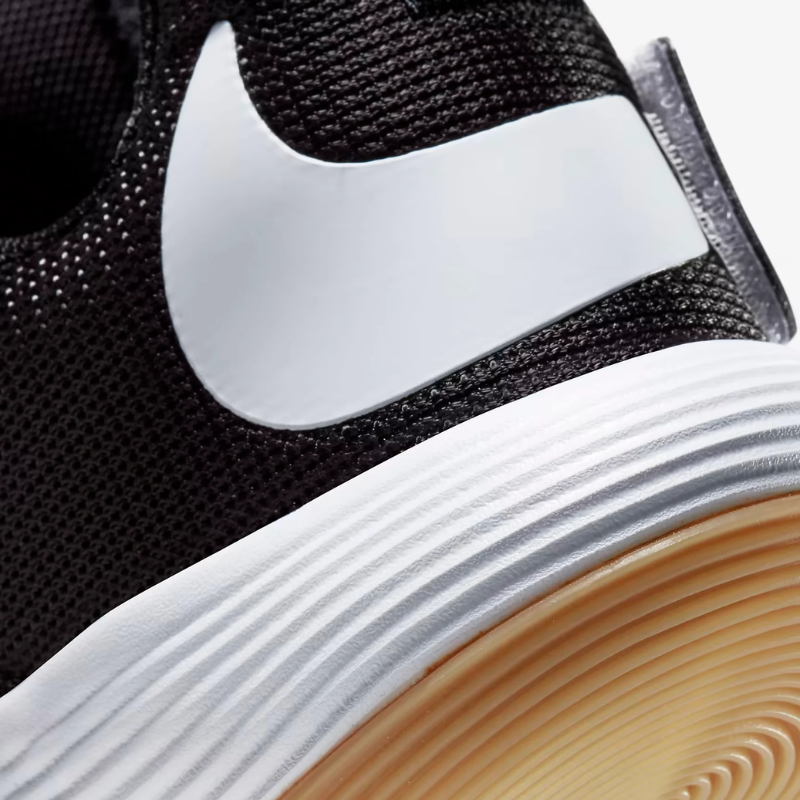 Tênis Nike React HyperSet Vôlei