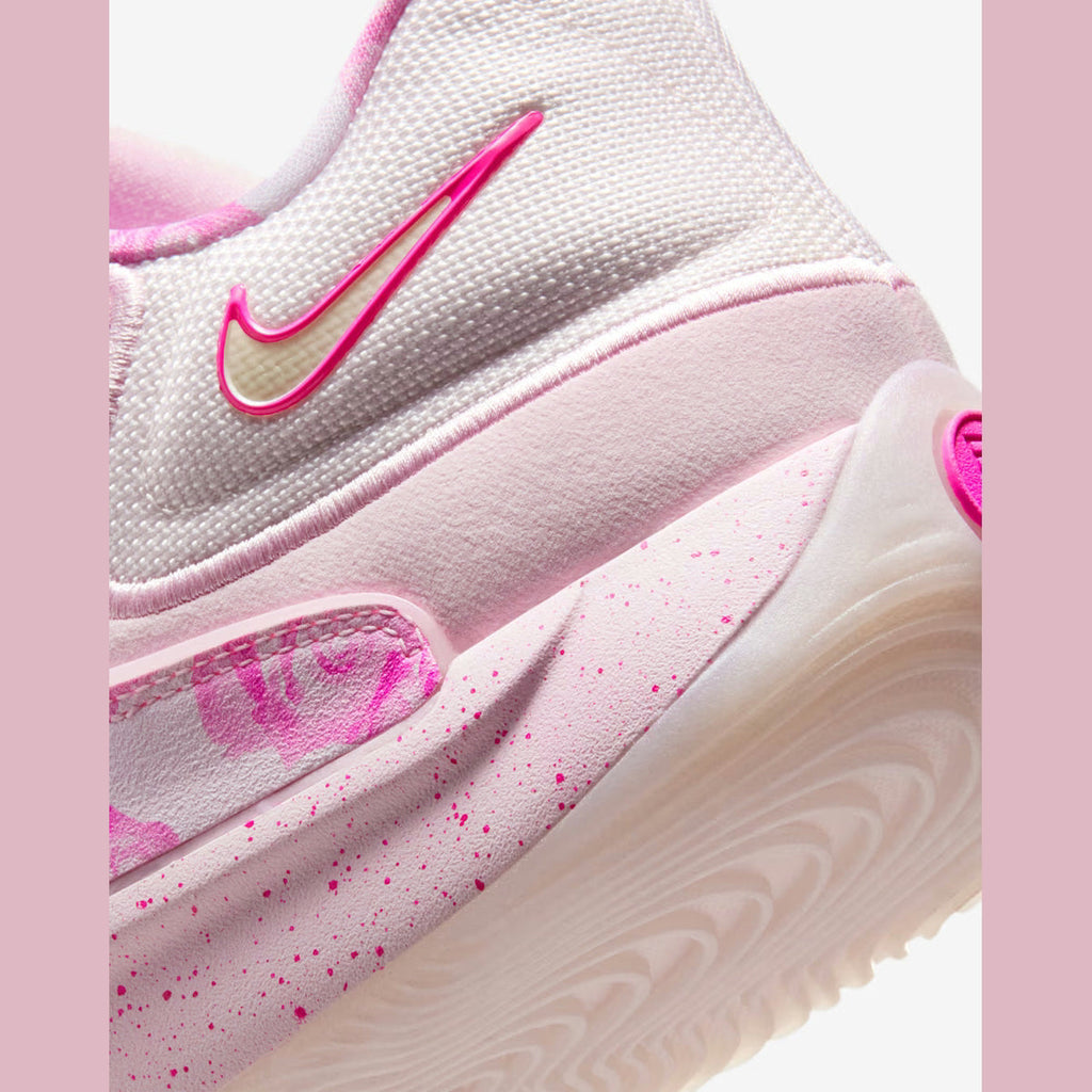 Nike KD 18 'Aunt Pearl'