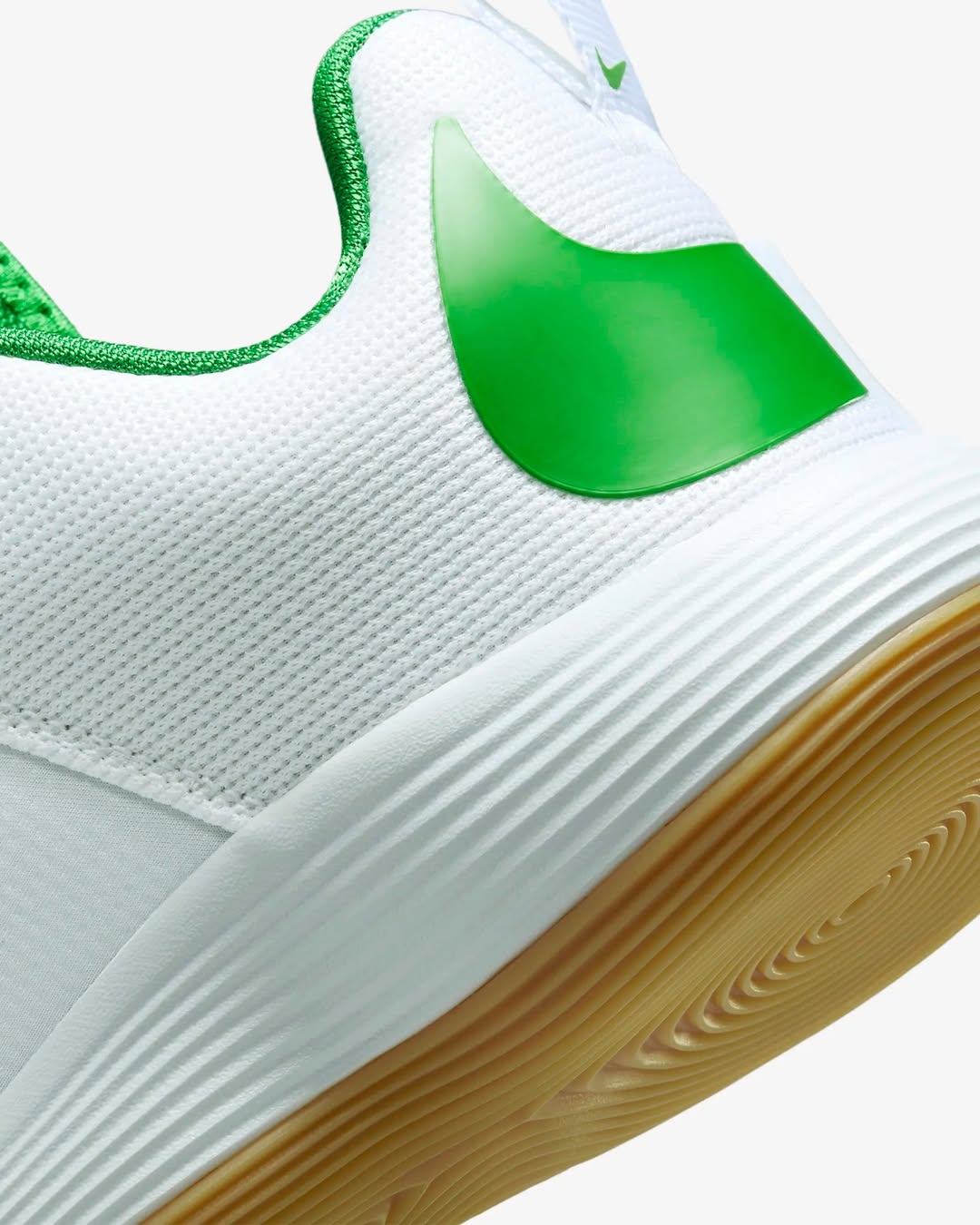 Tênis Nike React HyperSet Vôlei