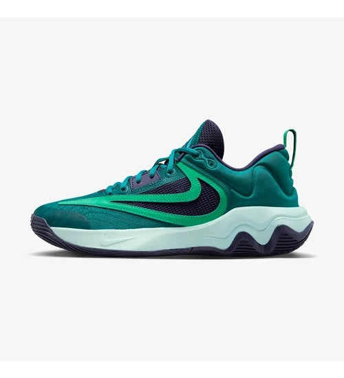Nike Giannis Immortality 3