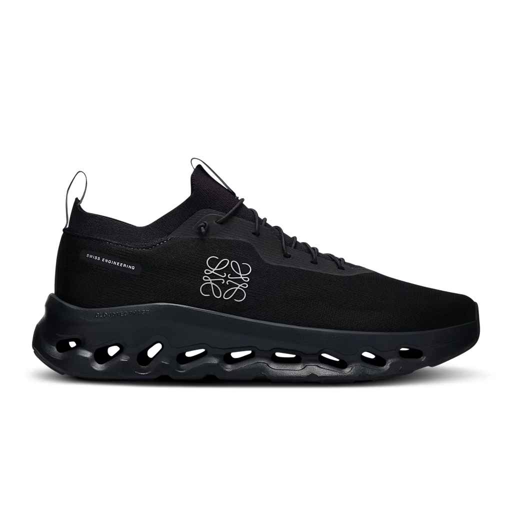 On Running Cloudtilt x Loewe All Black